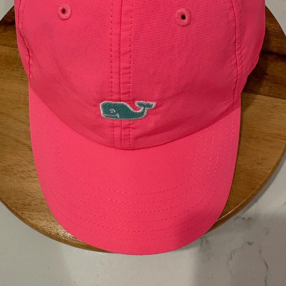 Vineyard Vines Performance Hat Mens Pink Whale Logo Adjustable Strapback